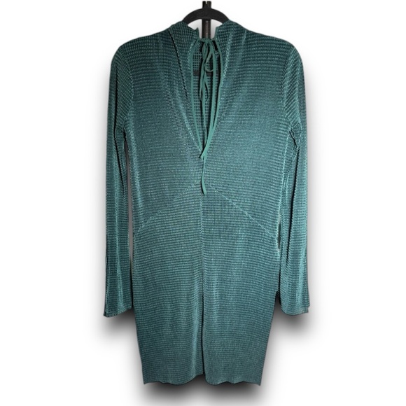 Zara Tunic Dress in Emerald Green - Picture 12 of 12